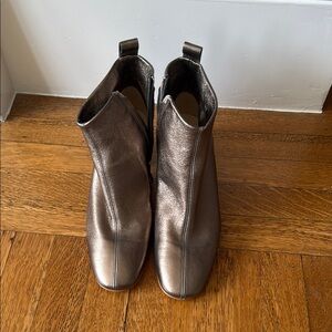 Everlane The Day Boot with zipper (size 7.5)
